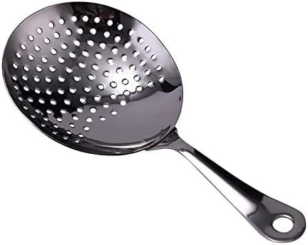 Strainer for cocktails