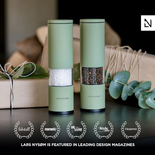 LARS NYSM Salt Pepper Mill Set