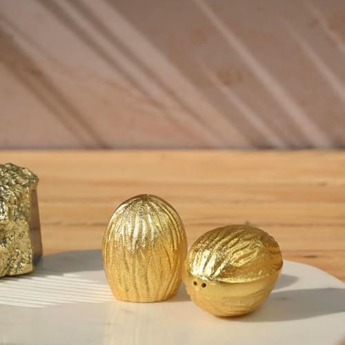 Elegant Salt Pepper Shaker Set