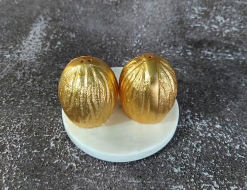 Elegant Salt Pepper Shaker Set