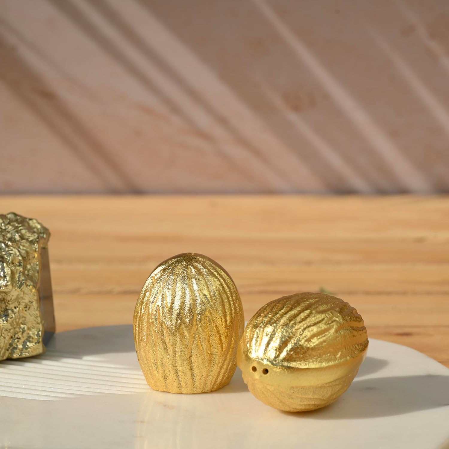 Elegant Salt Pepper Shaker Set