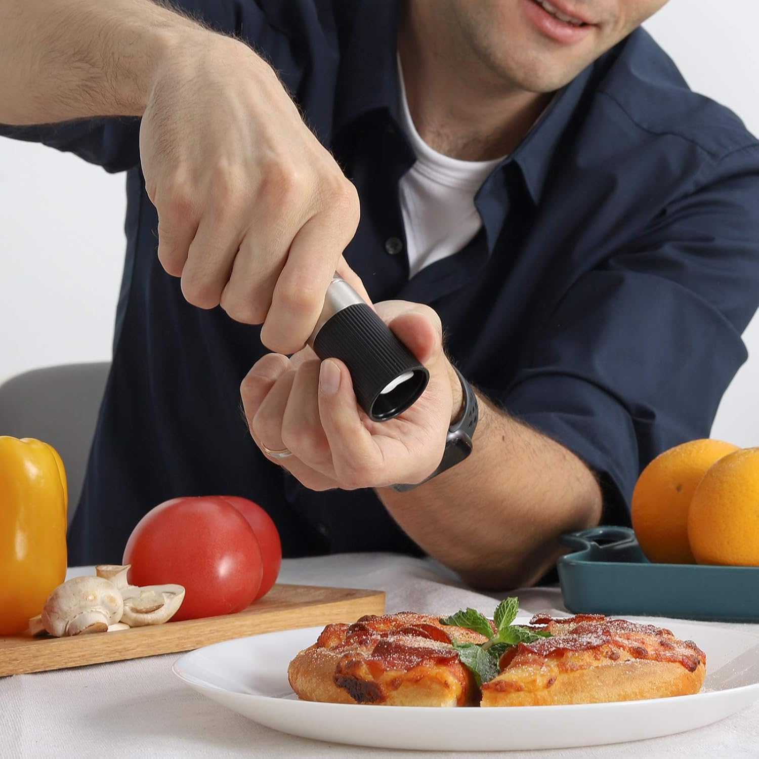 Mini Adjustable Salt Pepper Grinder Set