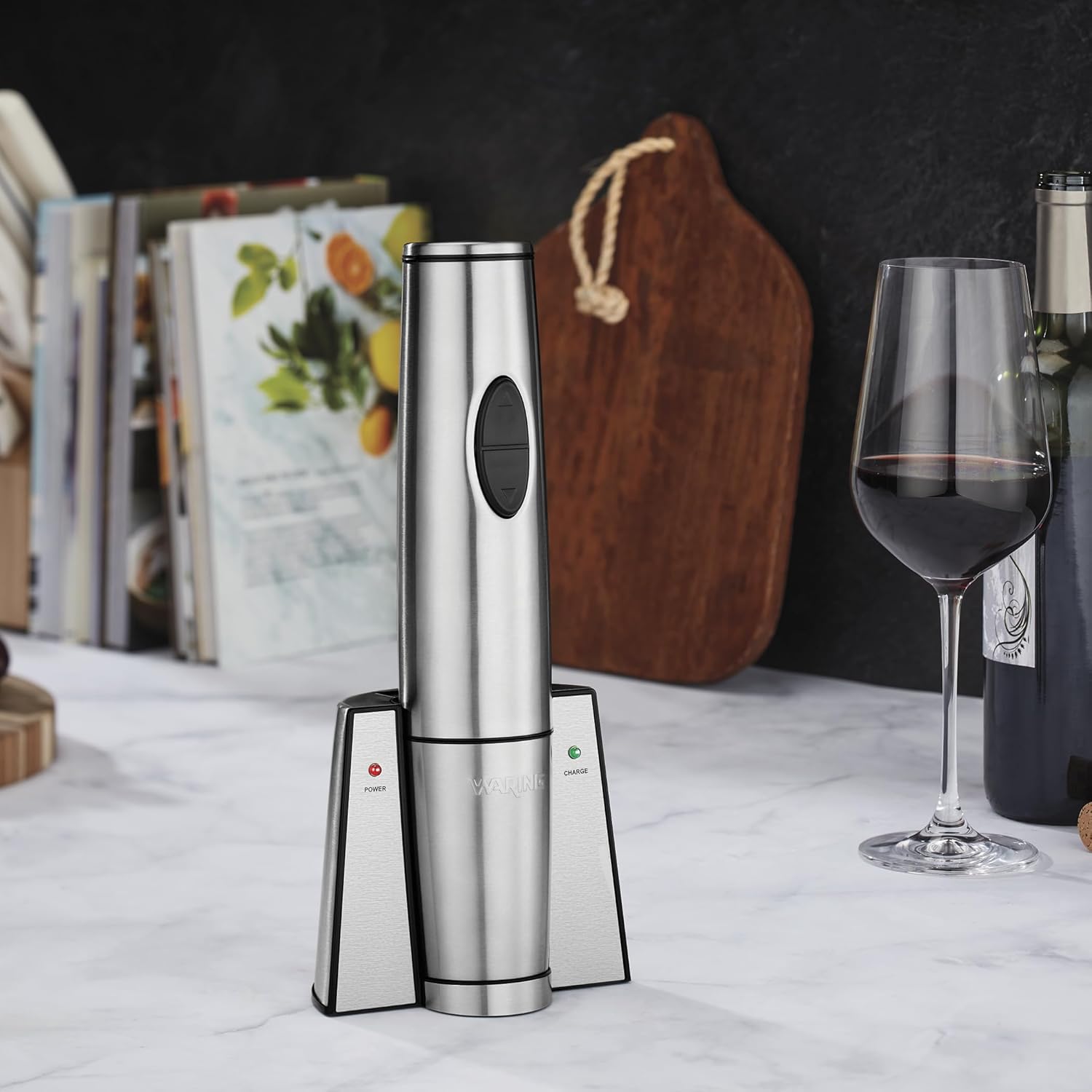 Waring Commercial WWO120 Portable Electric Wine Bottle Opener with Recharging Station Silver
