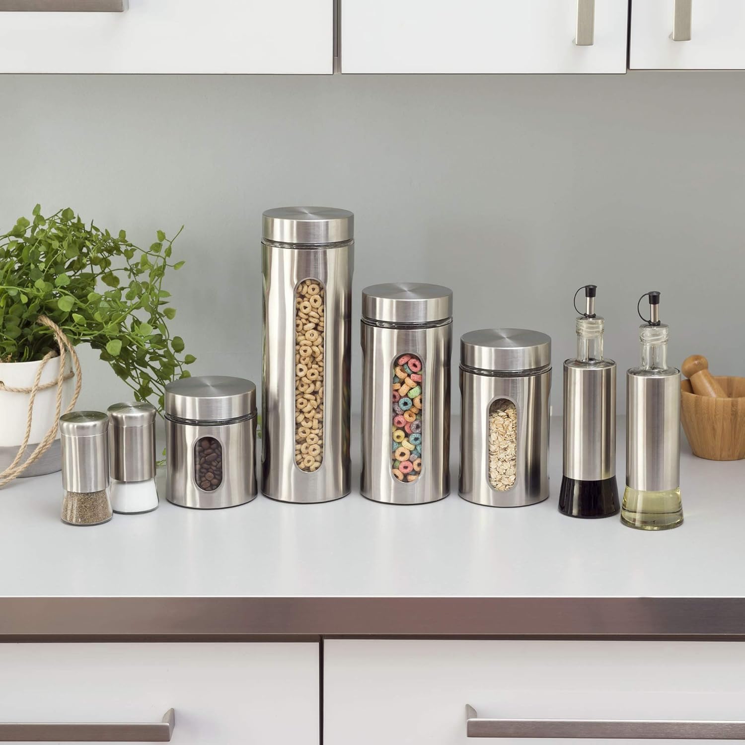 Season Your Food with 2-Piece Salt Pepper Set