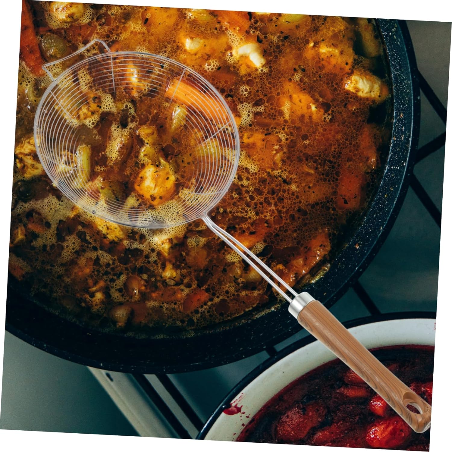 304 Stainless Steel Kitchen Colander with Wooden Handle for Easy Cooking